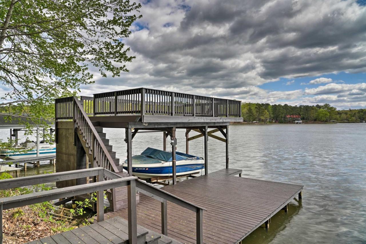 Waterfront Cottage With Boat Dock And 3 Decks! Bracey Exterior photo