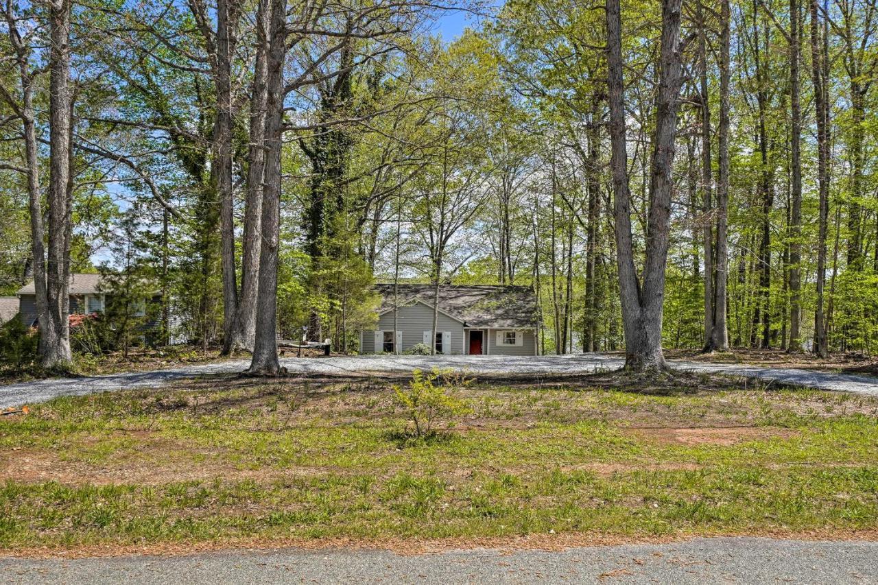 Waterfront Cottage With Boat Dock And 3 Decks! Bracey Exterior photo